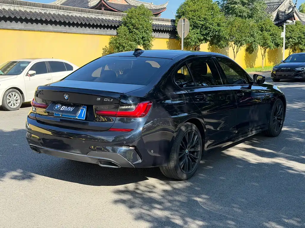 BMW 3 Series 2021 — фото 13