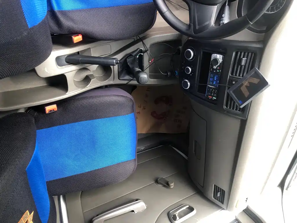 Wuling Rongguang V 2019 — фото 19