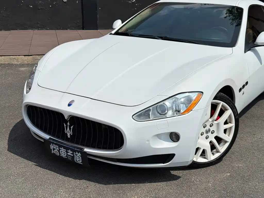 Maserati Granturismo 2009 — фото 20