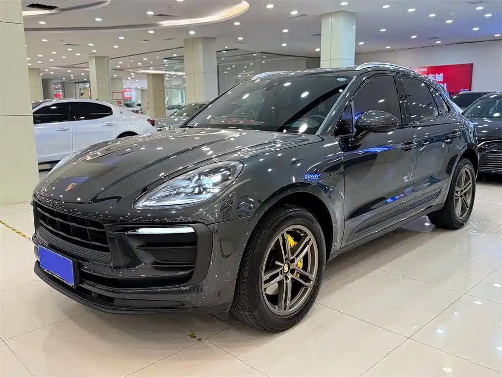 Porsche Macan 2023 — фото 1