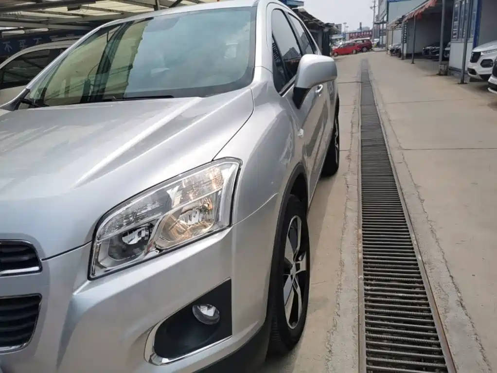Chevrolet Trax 2014 — фото 24