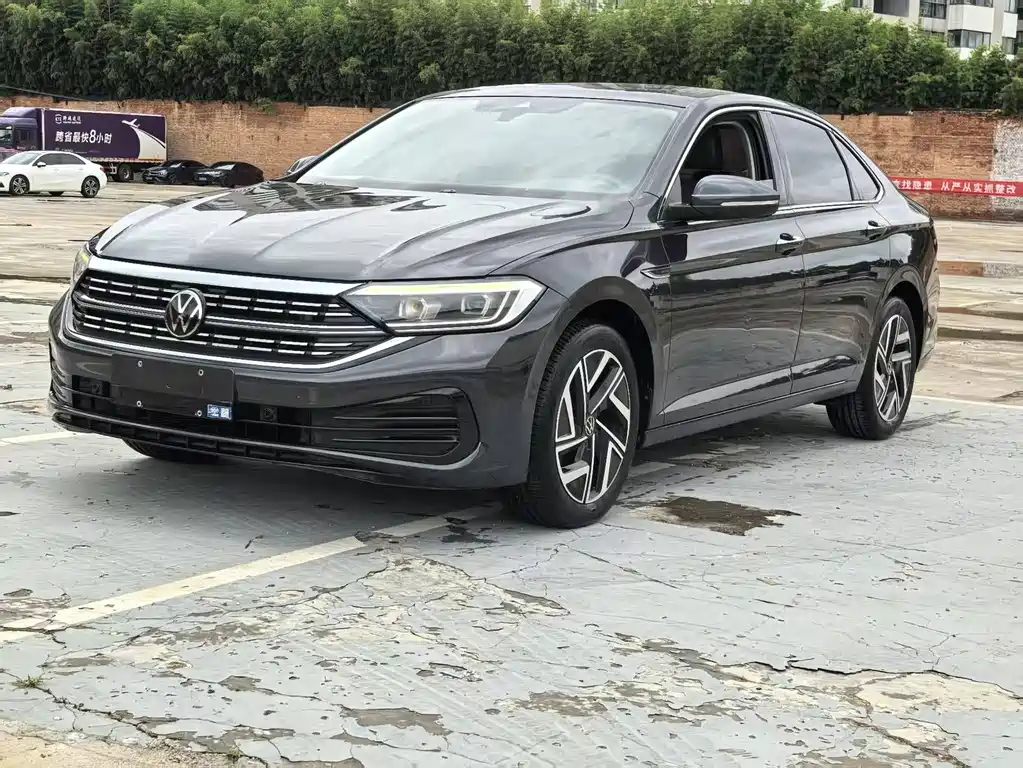Volkswagen Sagitar 2023