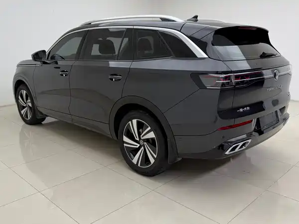 Volkswagen Tavendor 2023