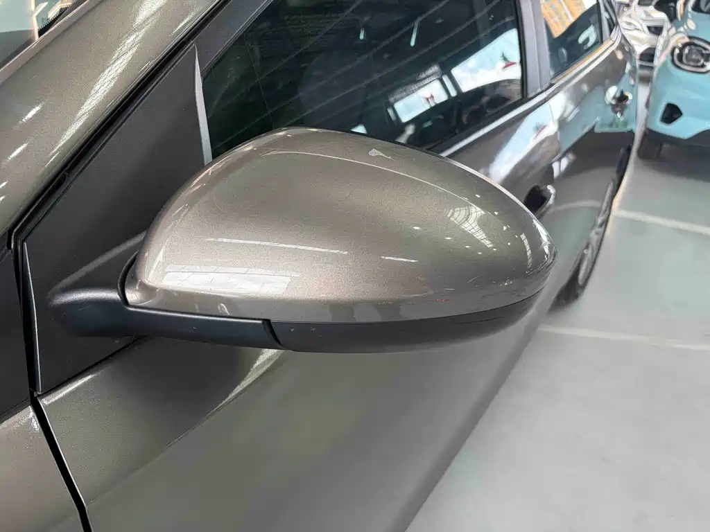 Buick Excelle 2019 — фото 10