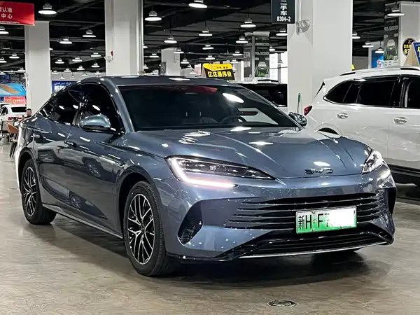 BYD Seal 07 DM-i 2025
