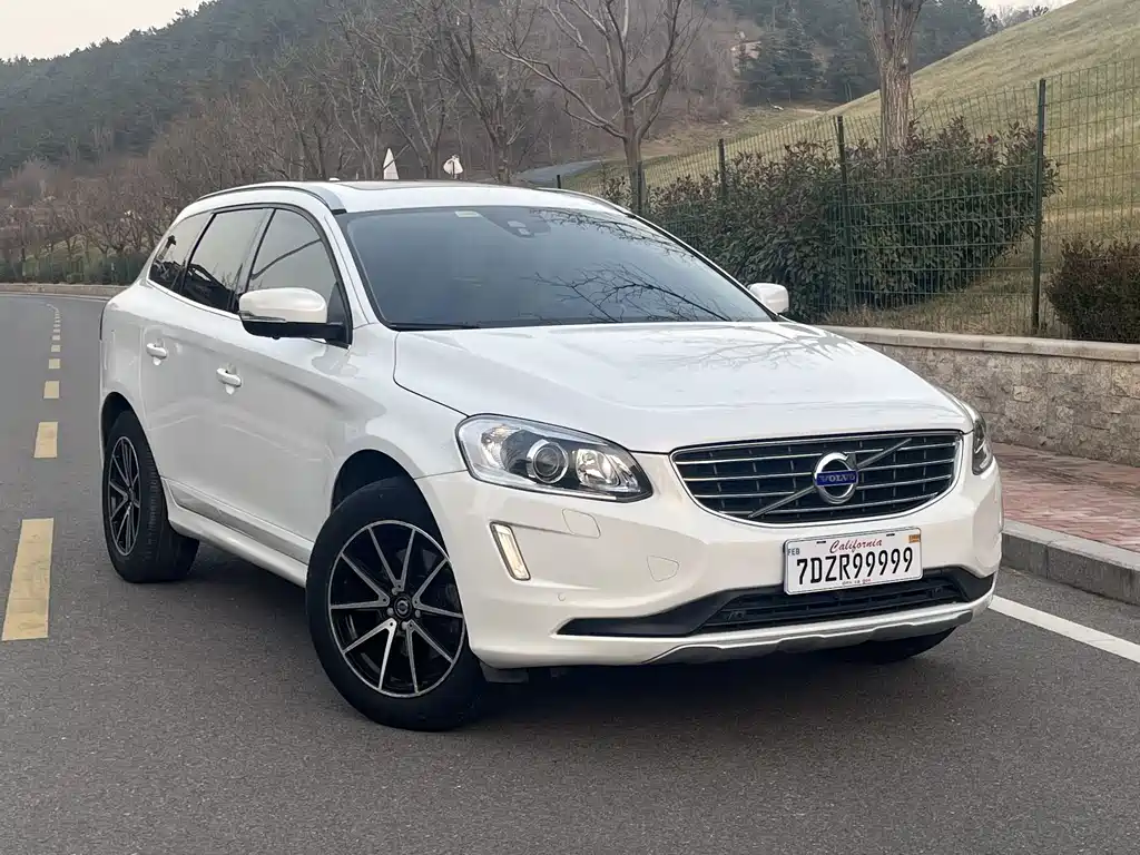 Volvo XC60 2016 — фото 2