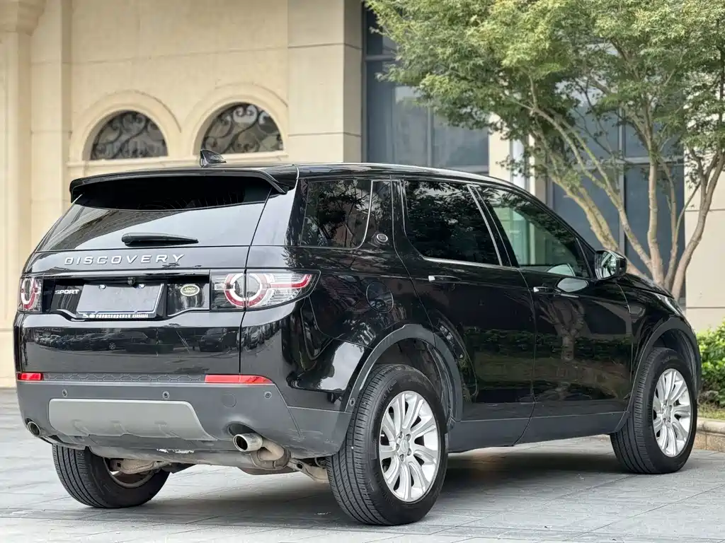 Land Rover Discovery Sport 2017 — фото 8