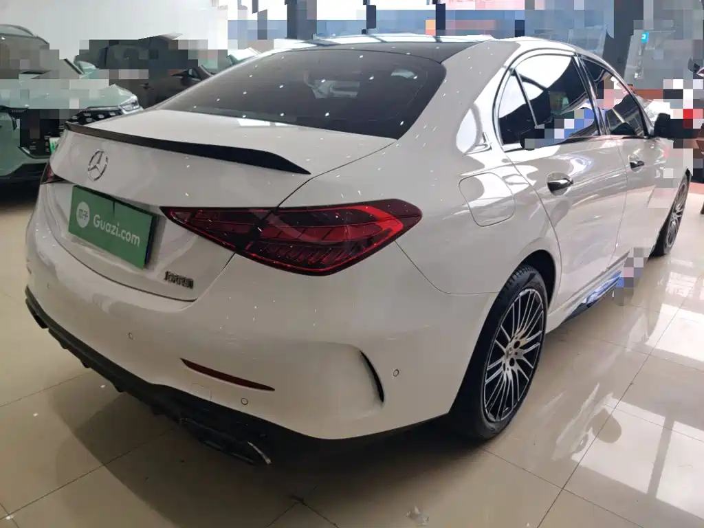 Mercedes-Benz C-Class 2025
