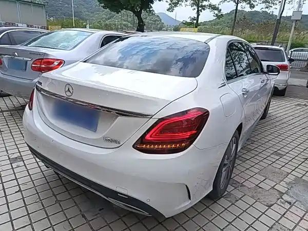 Mercedes-Benz C-Class 2020