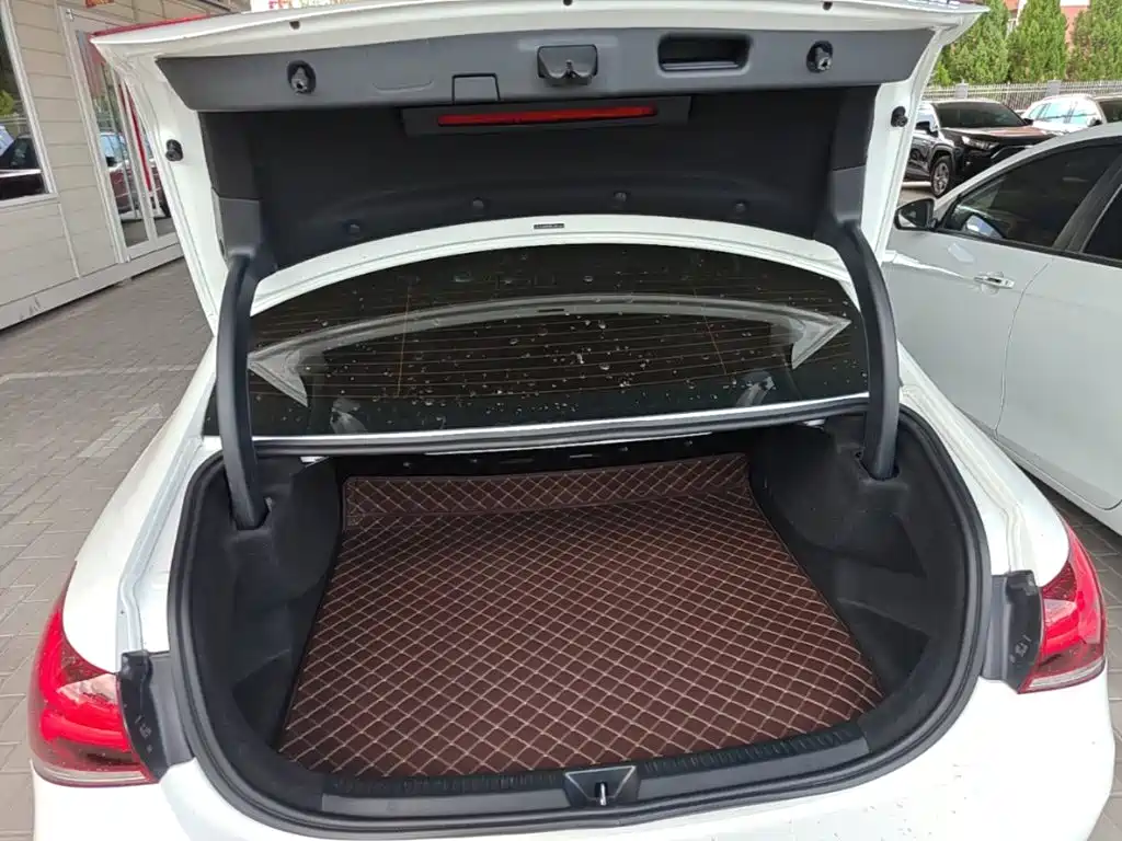 Mercedes-Benz A-Class 2023 — фото 19