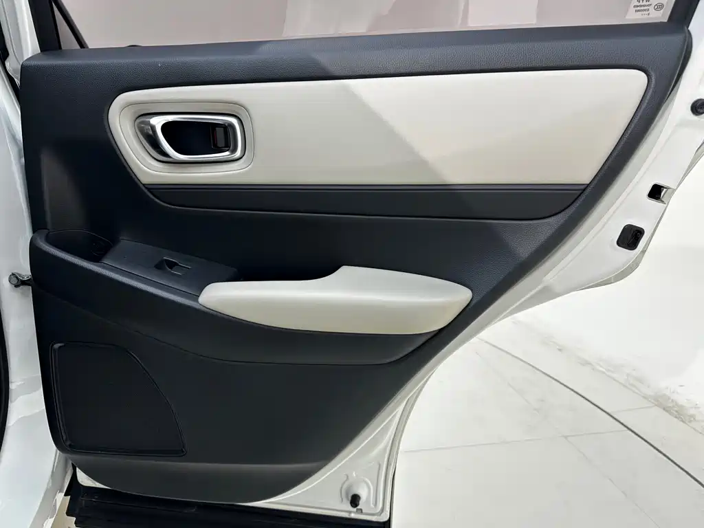 Honda Vezel 2023 — фото 20