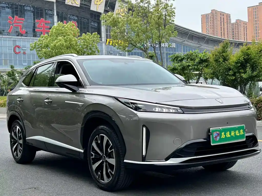 Roewe D5X DMH 2024 — фото 3