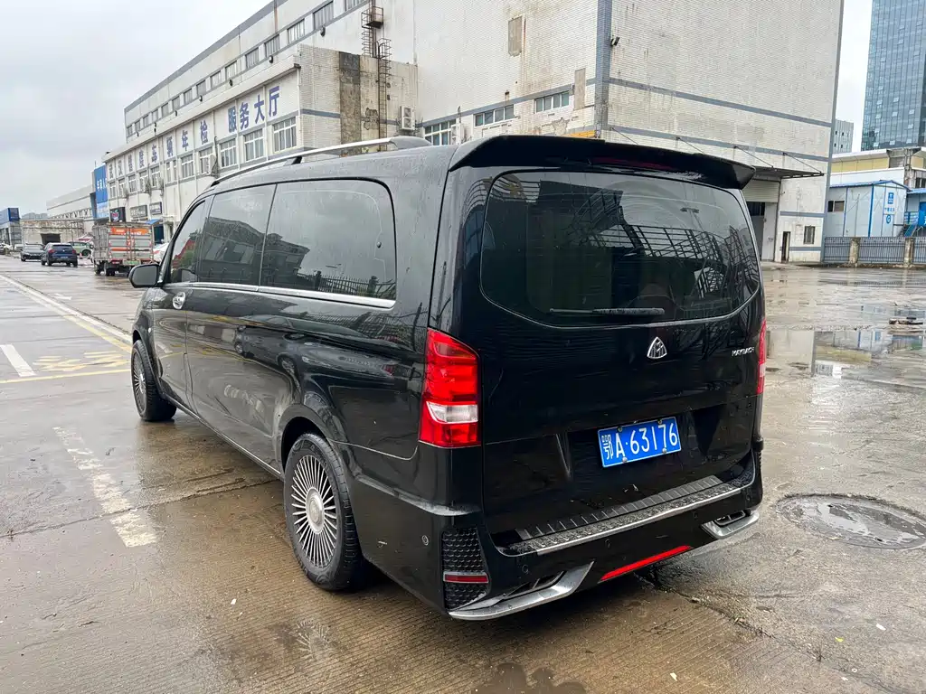 Mercedes-Benz Vito 2021 — фото 23