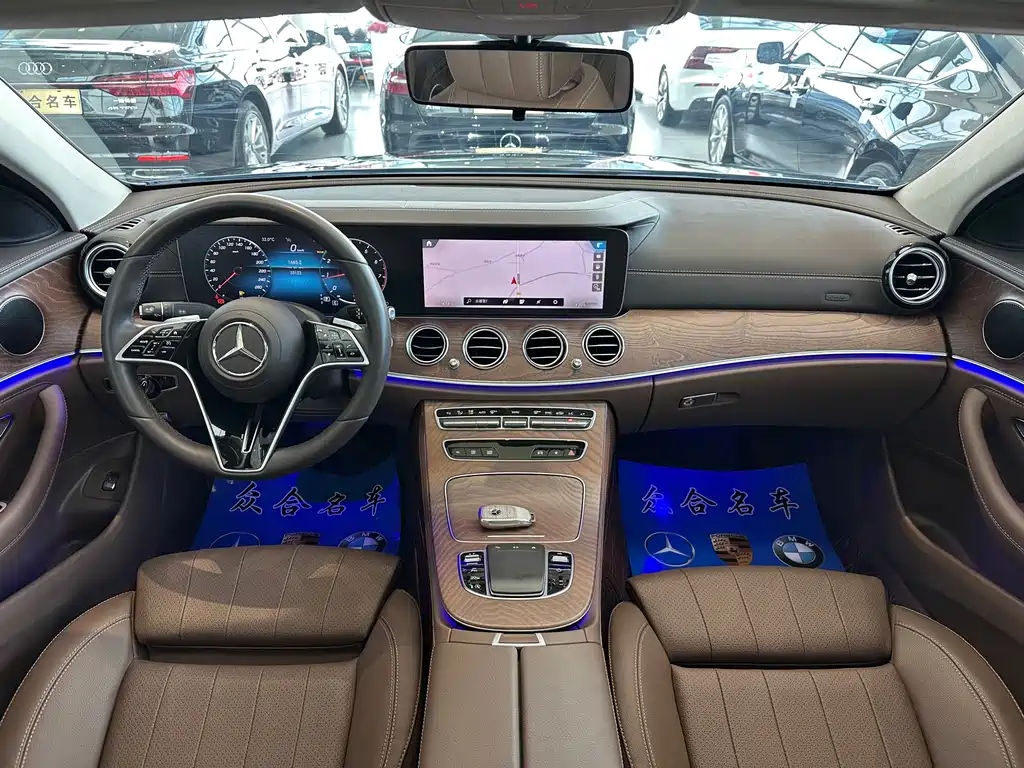 Mercedes-Benz E-Class 2023 — фото 9