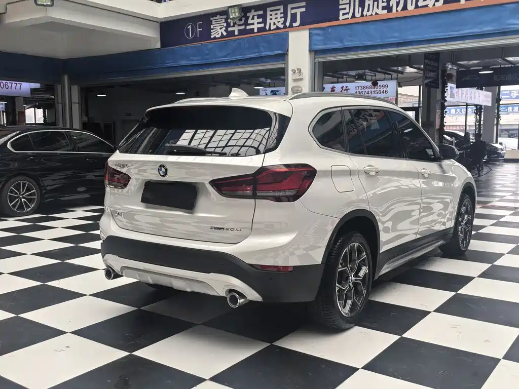 BMW X1 2022 — фото 4