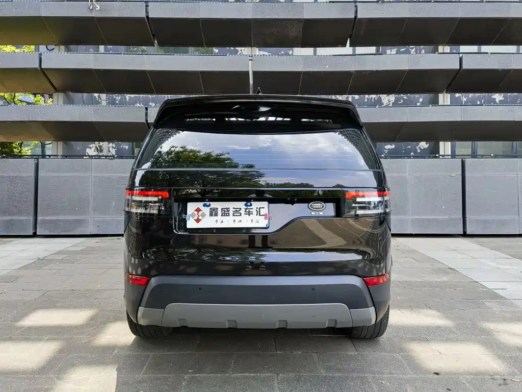 Land Rover Discovery 2019 — фото 4