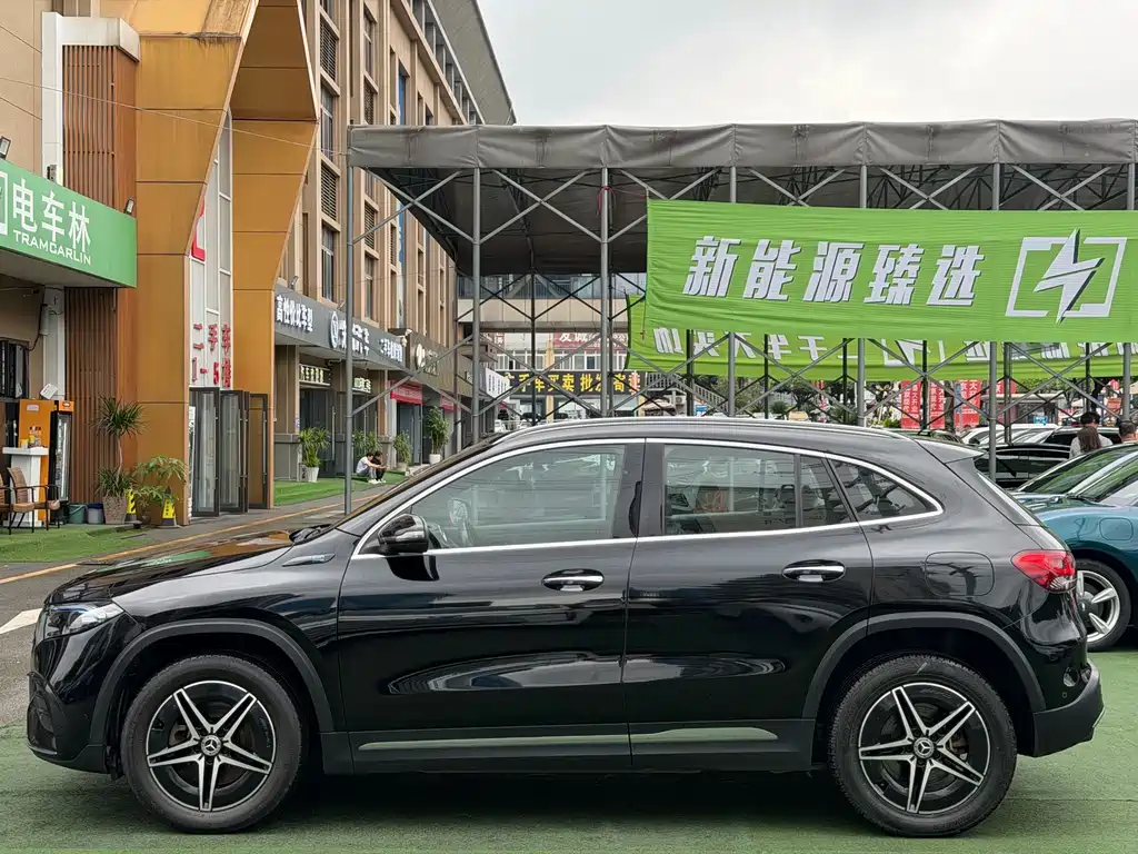 Mercedes-Benz EQA 2022