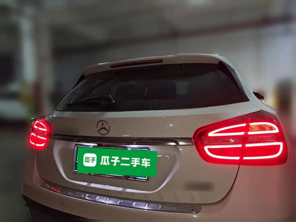 Mercedes-Benz GLA 2016