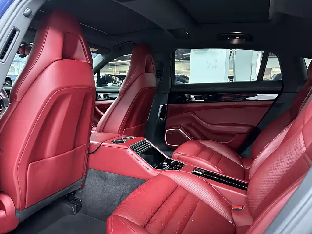 Porsche Panamera 2019 — фото 12