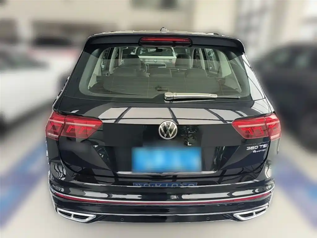 Volkswagen Tiguan L 2024 — фото 10