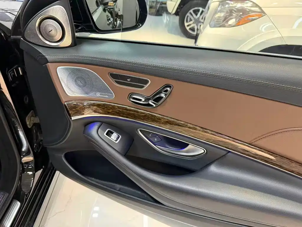 Mercedes-Benz S-Class 2015 — фото 6