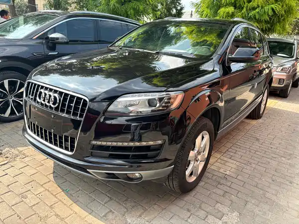 Audi Q7 2013