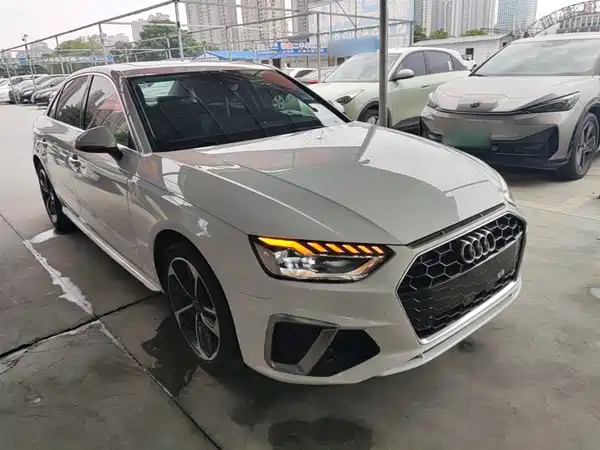 Audi A4L 2024