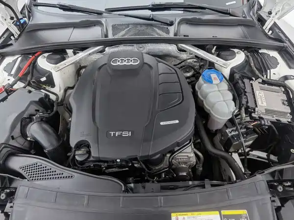 Audi A4L 2018