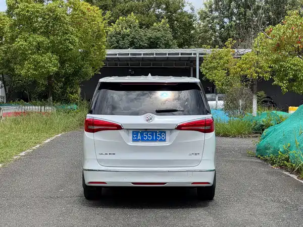 Buick GL8 2019