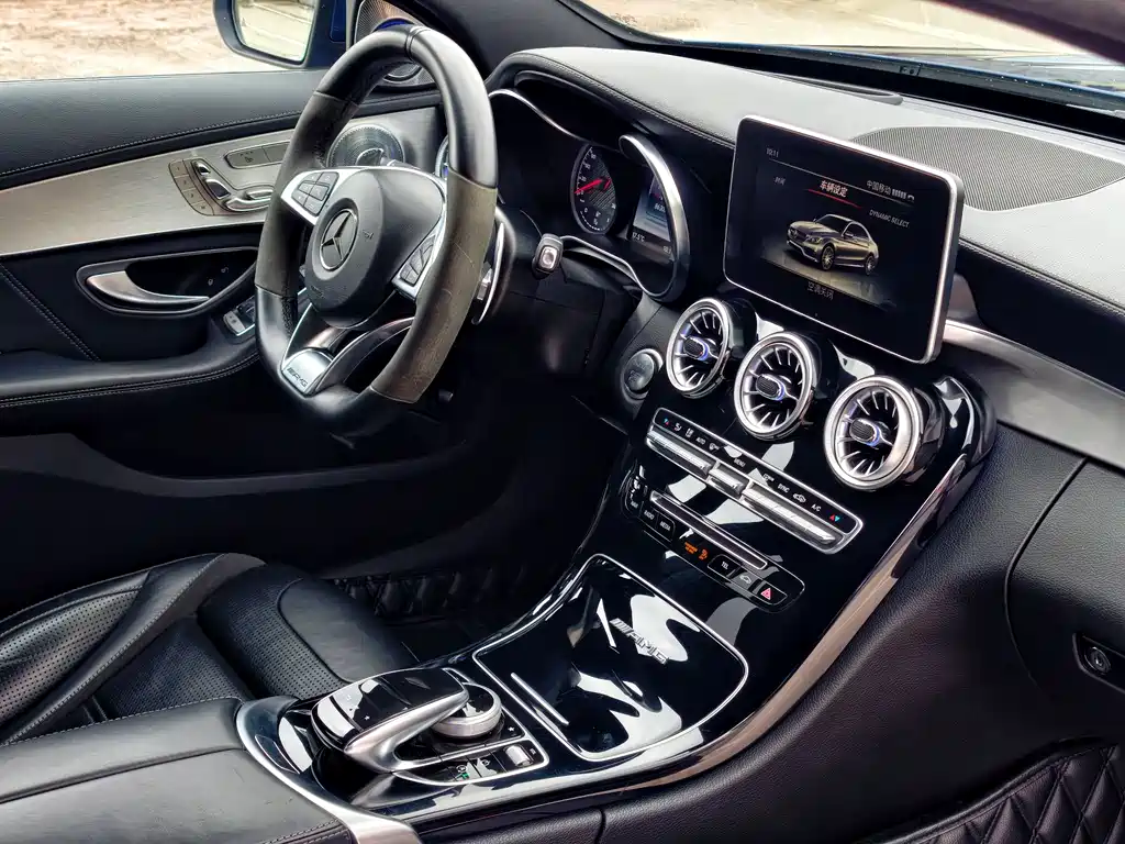 Mercedes-Benz C-Class AMG 2017 — фото 14