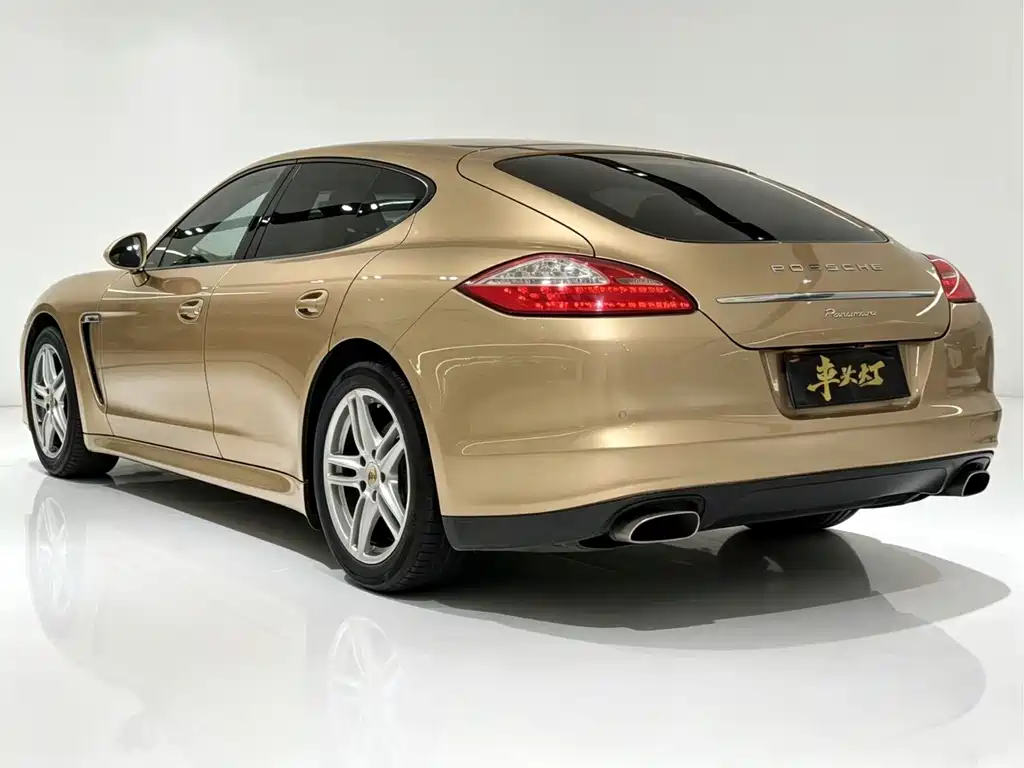 Porsche Panamera 2010 — фото 10
