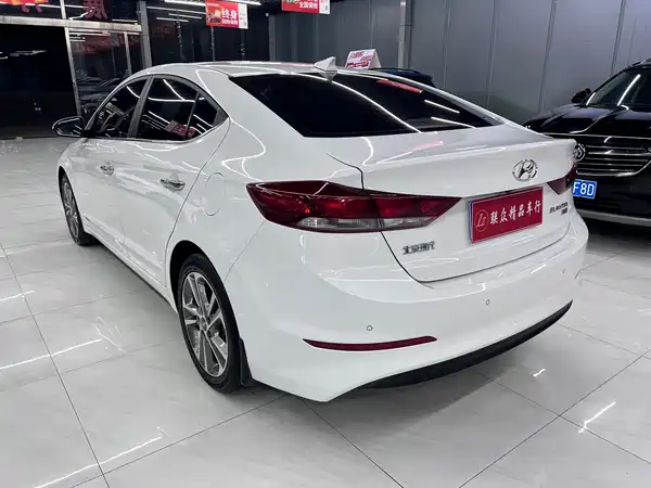 Hyundai Celesta 2018