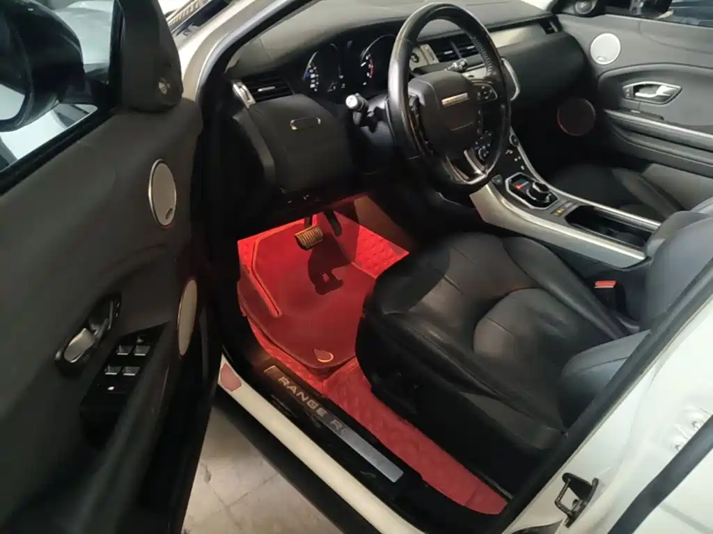 Land Rover Range Rover Evoque 2019 — фото 16