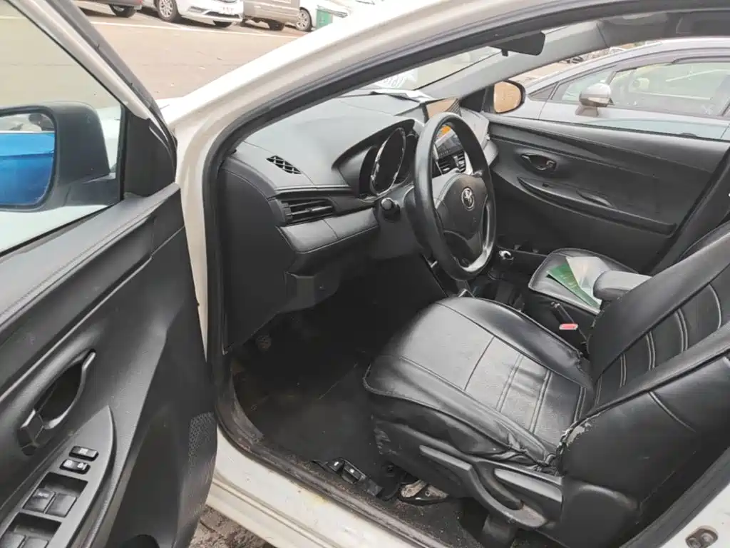 Toyota Vios 2017 — фото 16