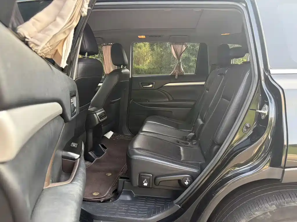 Toyota Highlander 2019 — фото 12