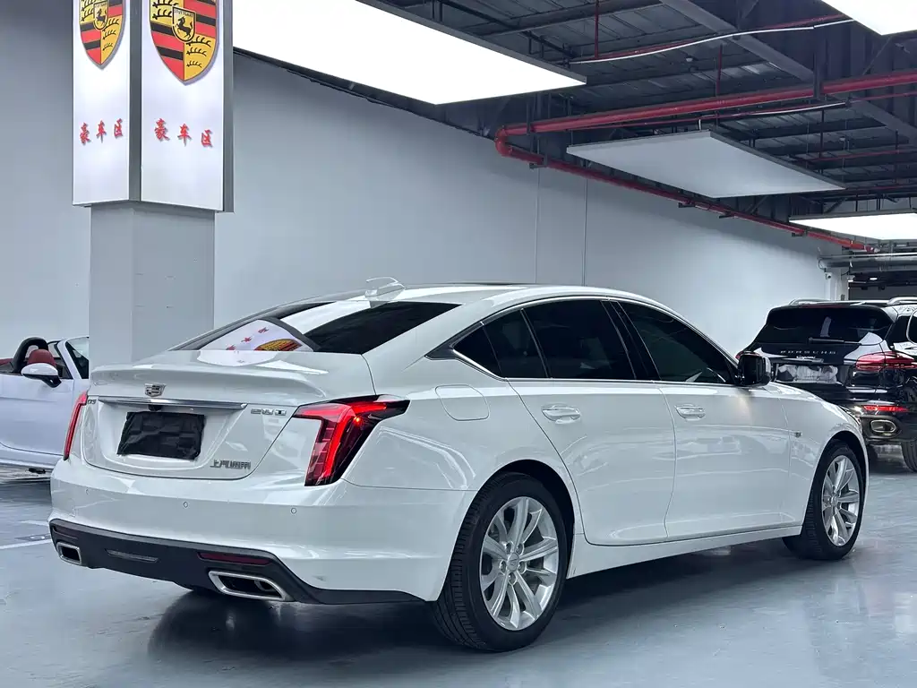 Cadillac CT5 2024 — фото 18