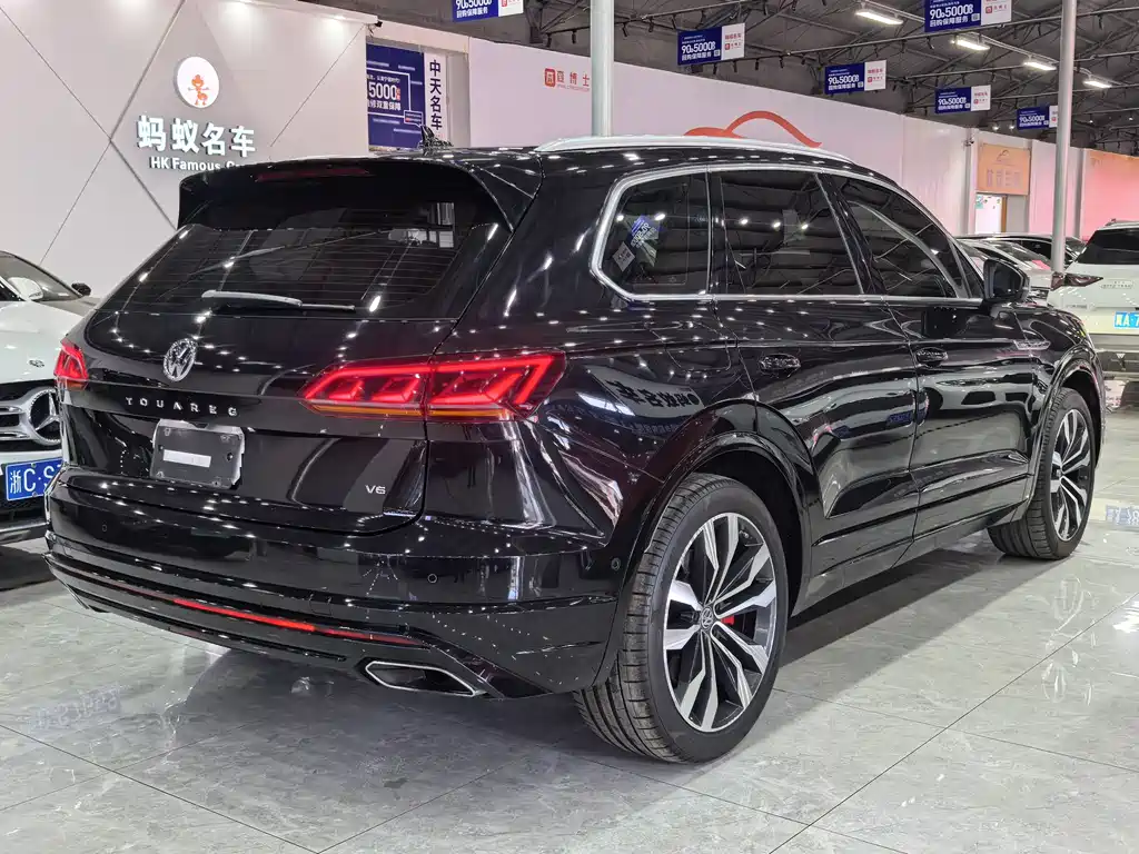 Volkswagen Touareg 2019 — фото 4
