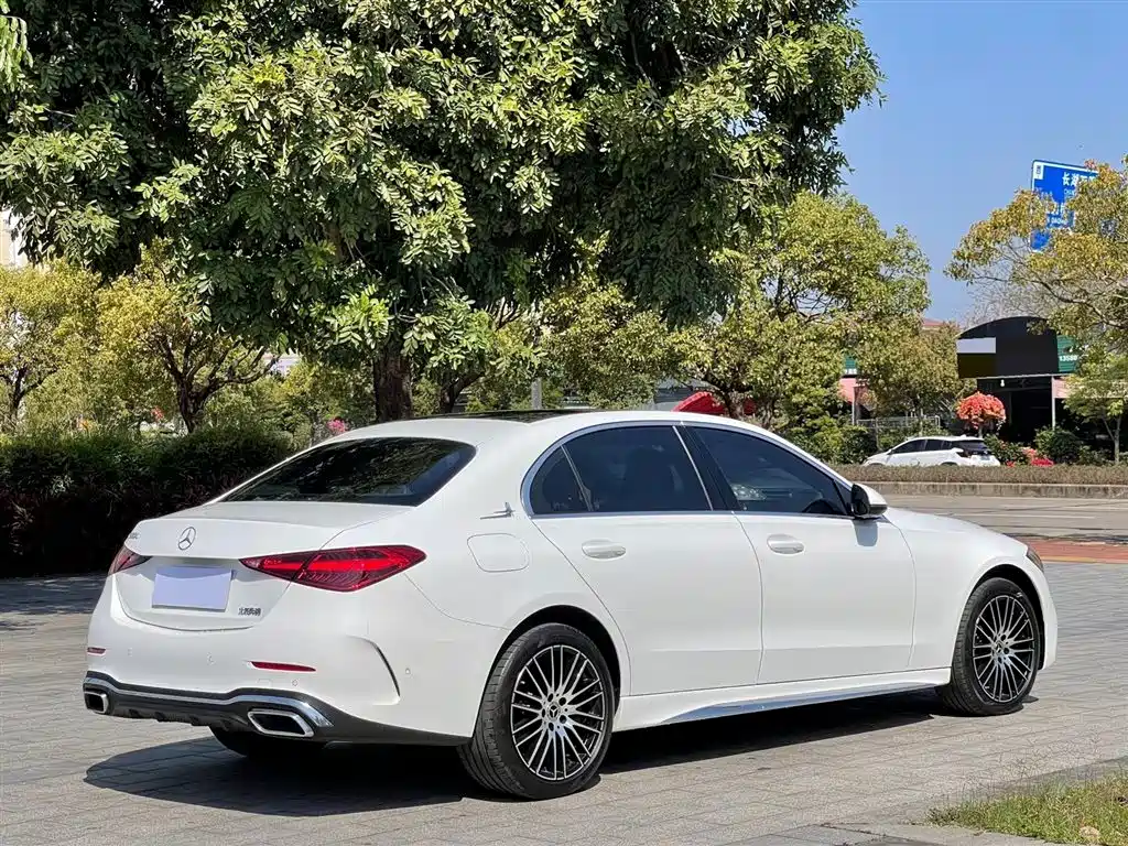 Mercedes-Benz C-Class 2023
