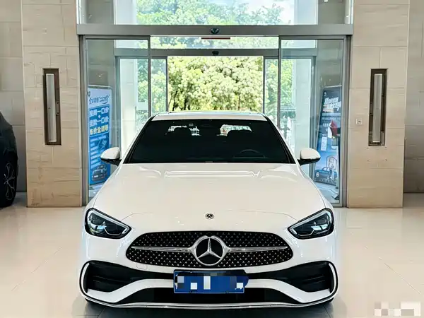 Mercedes-Benz C-Class 2022