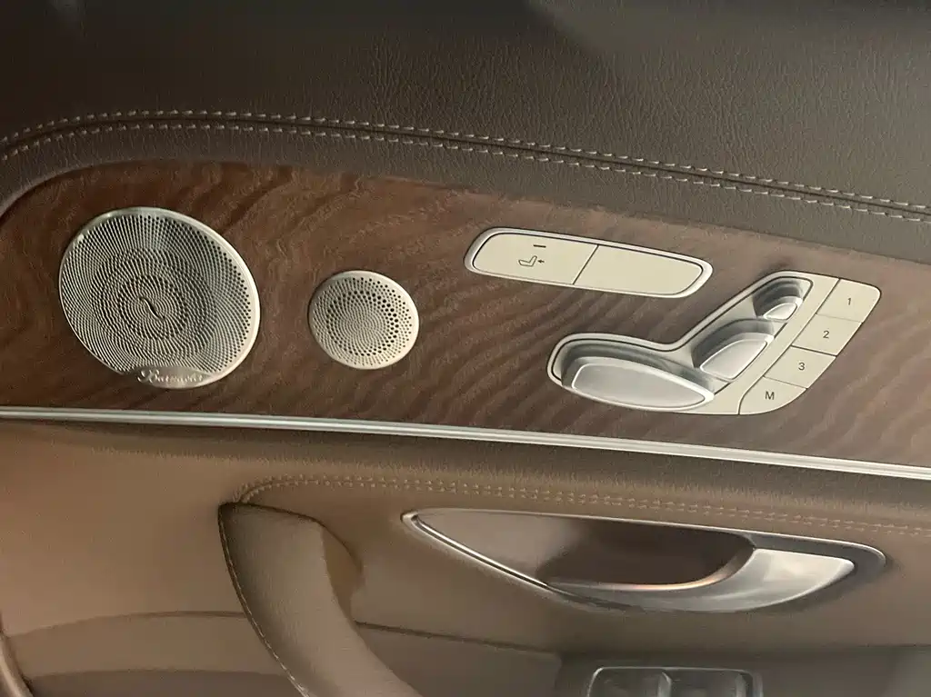 Mercedes-Benz E-Class 2023 — фото 15