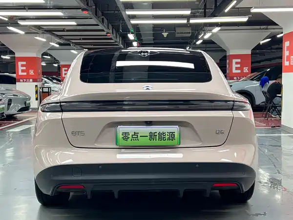 NIO ET5 2025