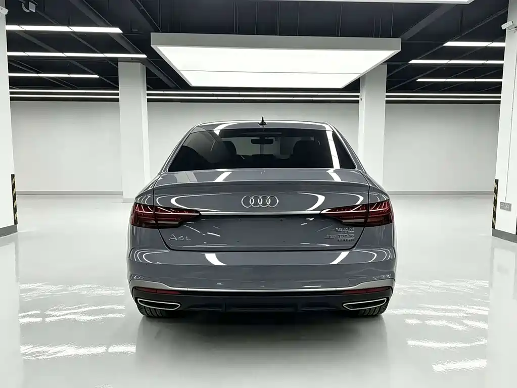 Audi A4L 2022 — фото 14