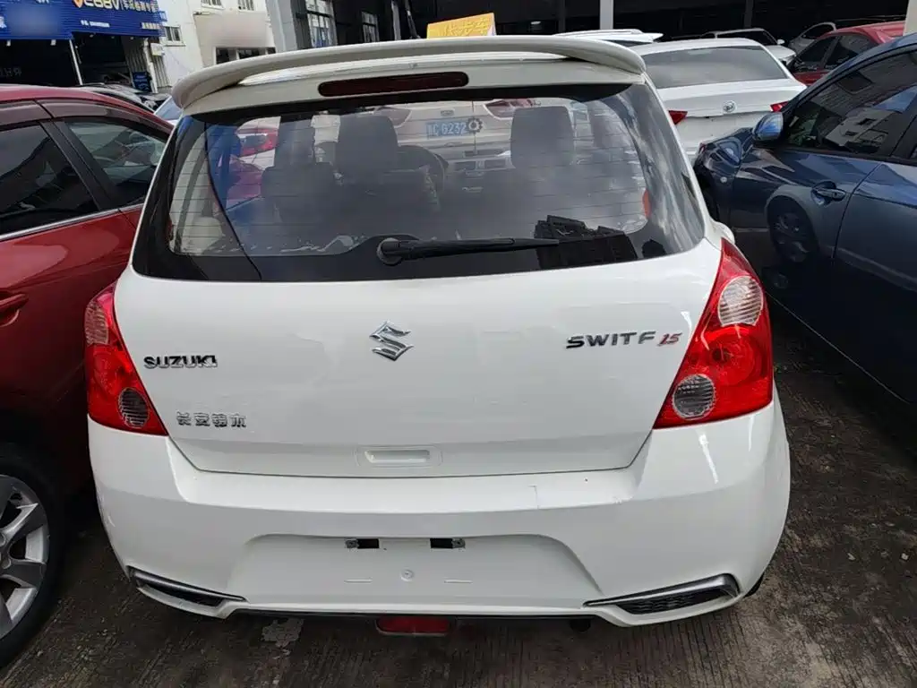 Suzuki Swift 2016 — фото 6
