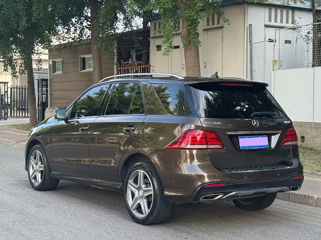 Mercedes-Benz GLE 2016
