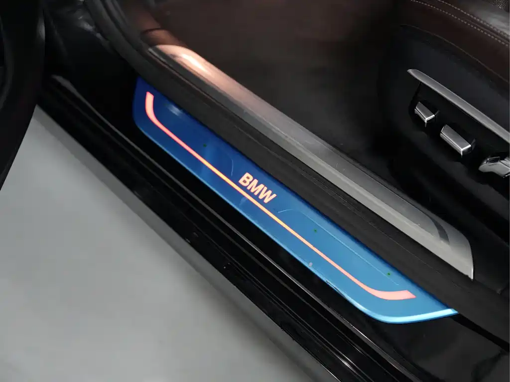 BMW 7 Series 2018 — фото 43