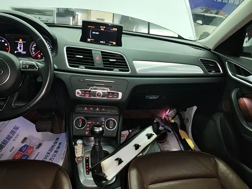 Audi Q3 2017 — фото 13