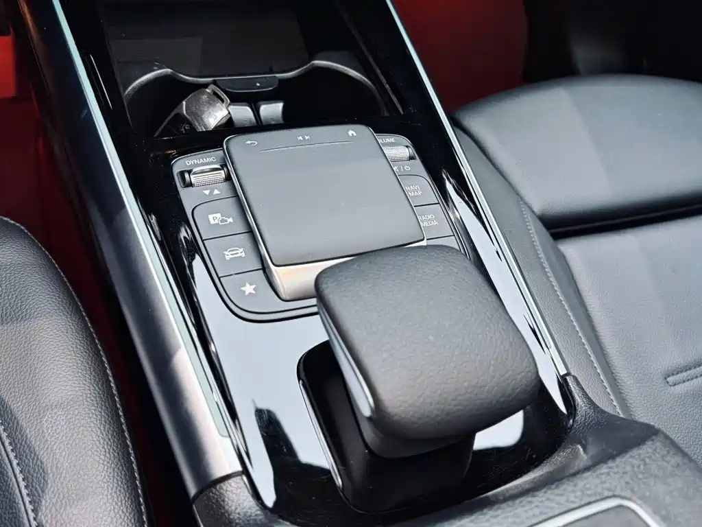Mercedes-Benz GLA 2021 — фото 16