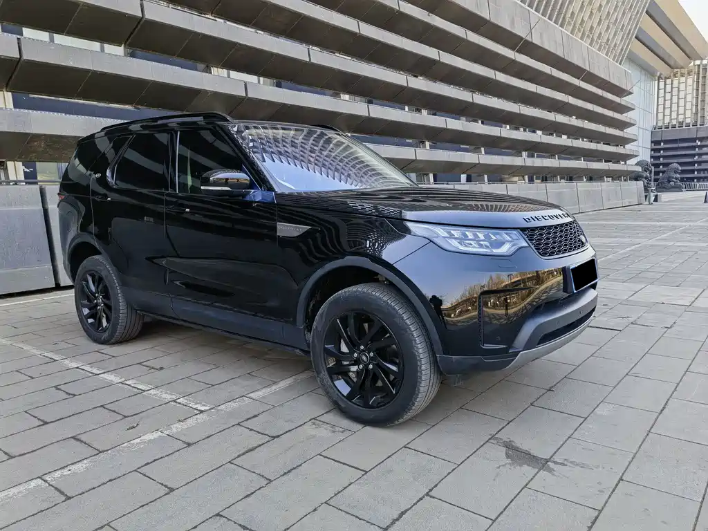 Land Rover Discovery 2018 — фото 3