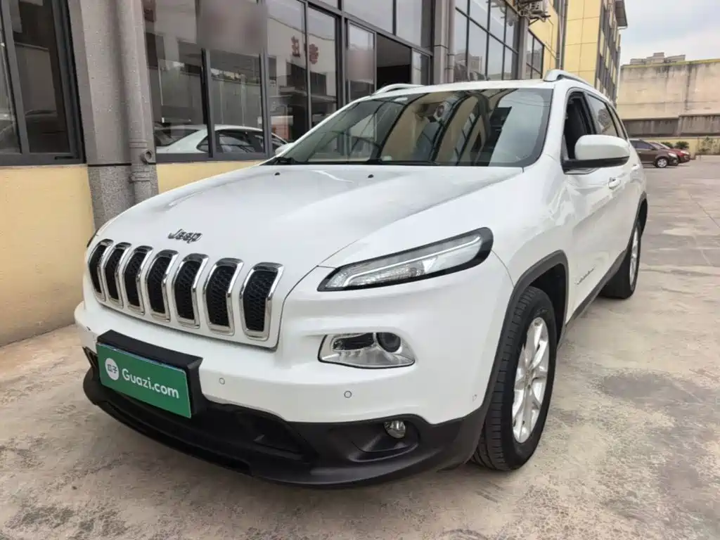 Jeep Cherokee 2017 — фото 2