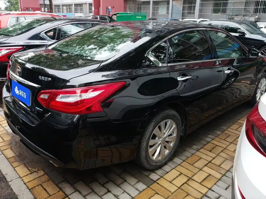 Nissan Teana 2018